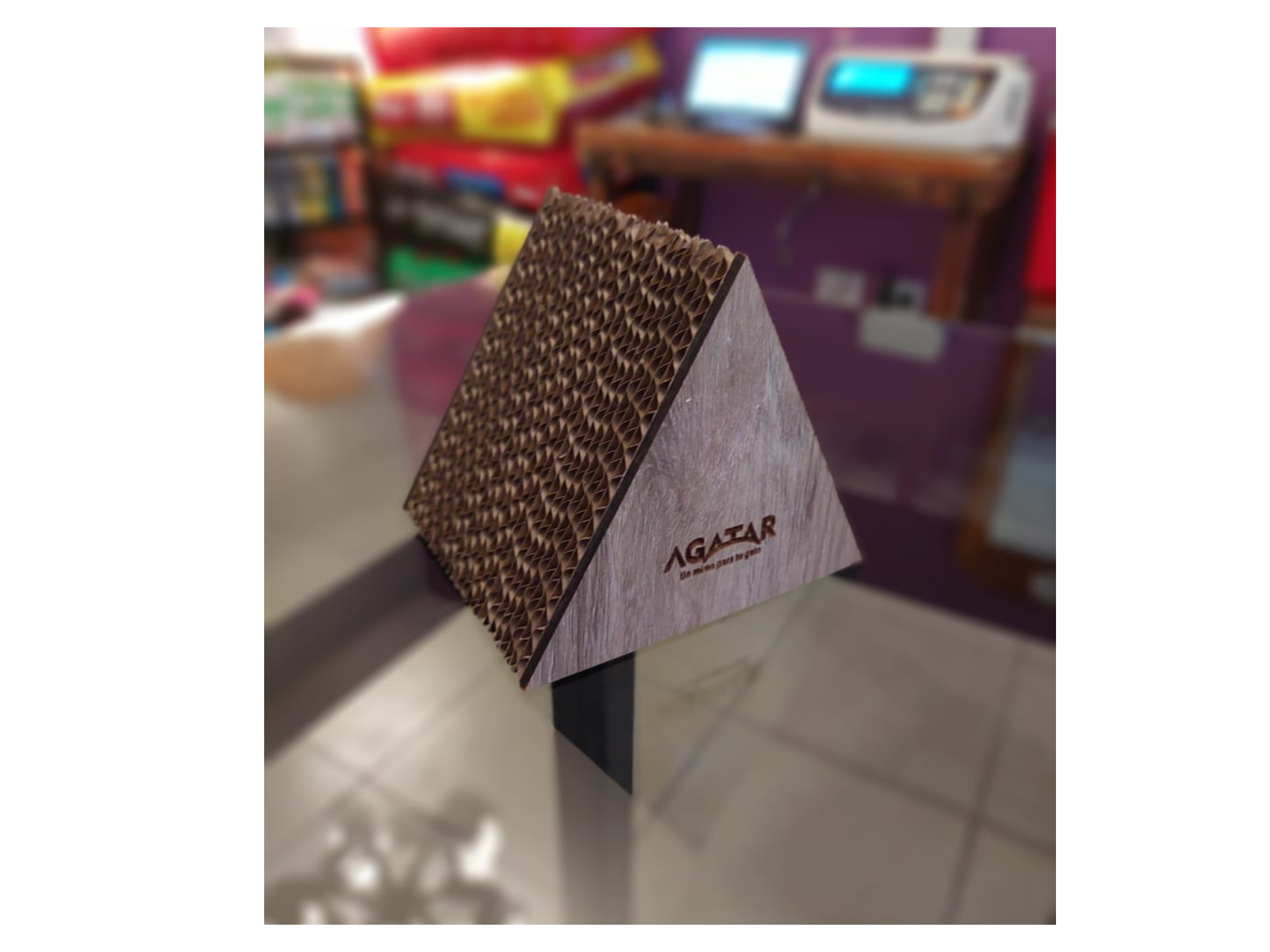 Rascador Triangular mini