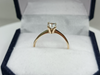Cintillo Promesa corona de 4 puntas con Circonia 6mm en oro 9k sellado