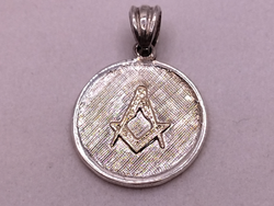 MEDALLA ARQUITECTURA,PLATA 925 CON LOGO EN ORO 9K 16MM