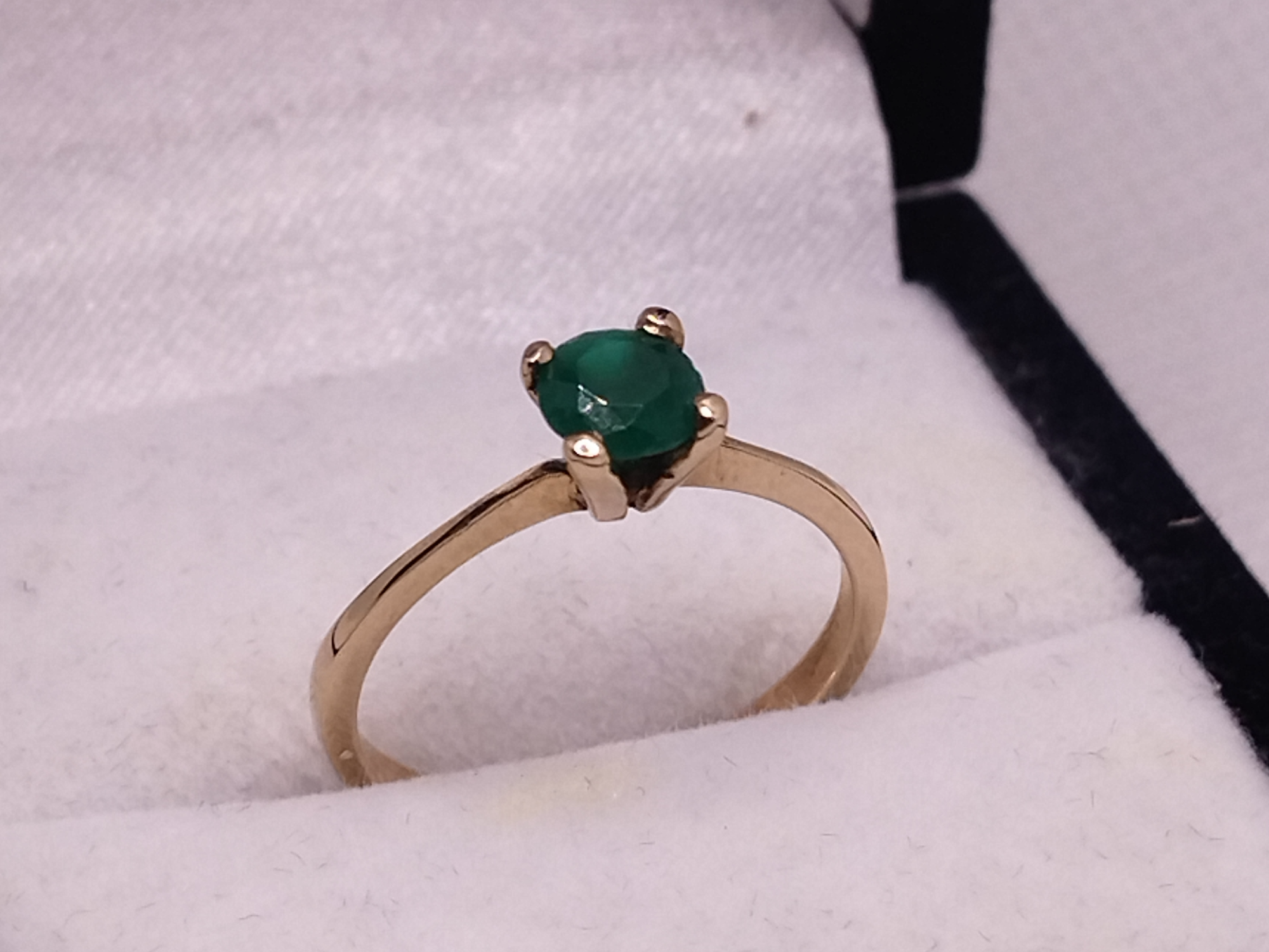 Cintillo Promesa corona de 4  puntas, circonia 5mm en oro 9k sellado ESMERALDA