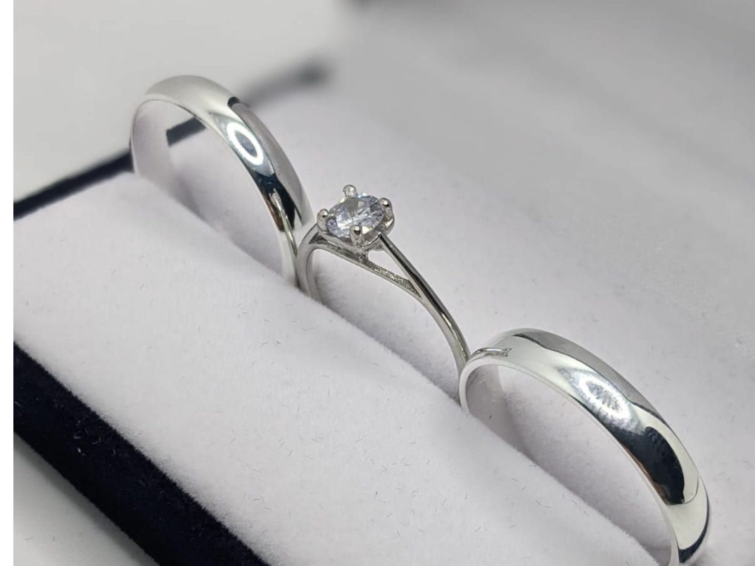 Alianzas Plata 925 con Cintillo y Grabado de Obsequio 4 milimetros Bombe