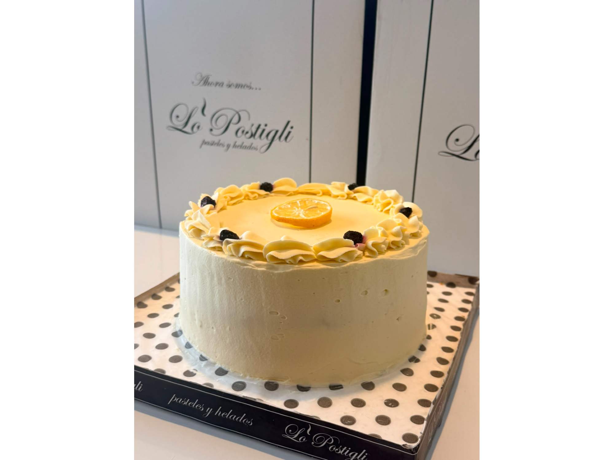 Torta de limon y arandanos