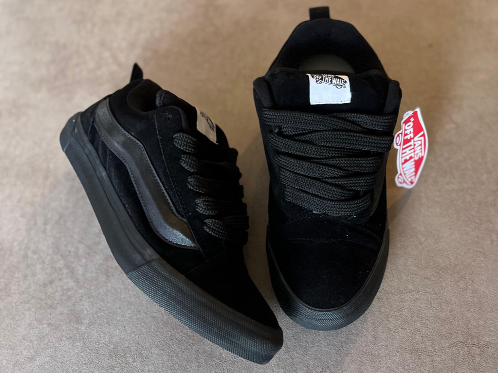 VANS KNU SKOOL - NEGRO/NEGRO de URBÆN