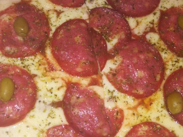PIZZA CALABRESA