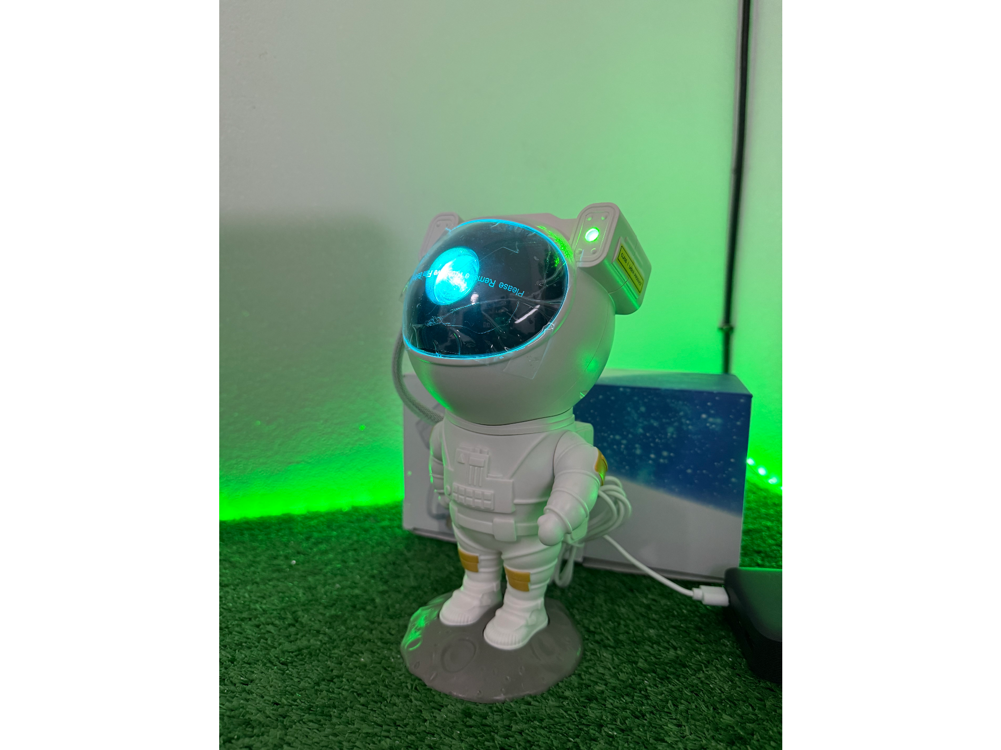 Proyector astronauta