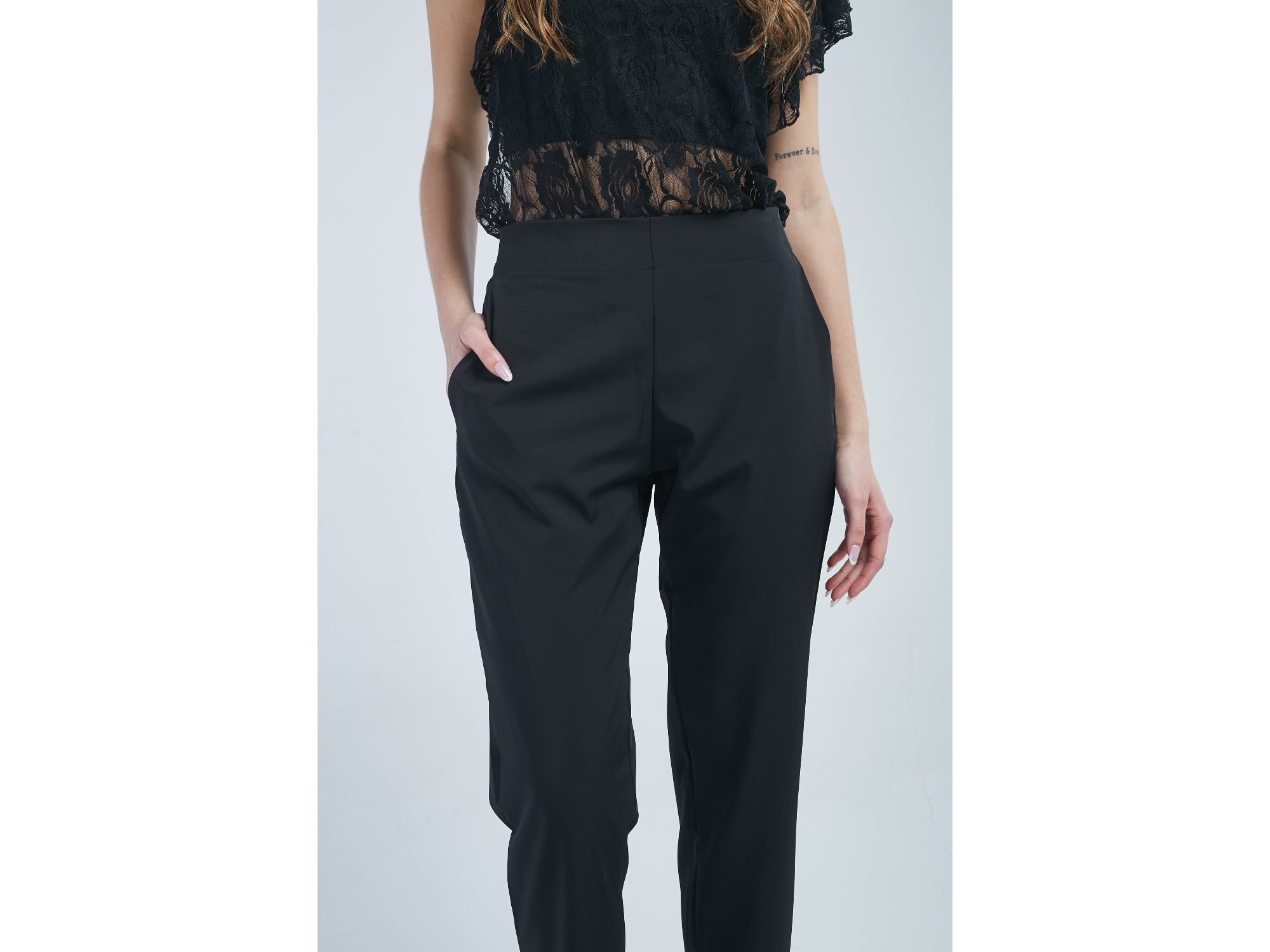 PANTALON PRADA TALLE 3