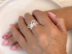 Anillo Sara