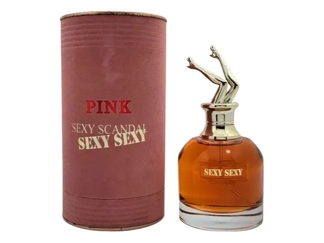 Scandal Mujer Rosa