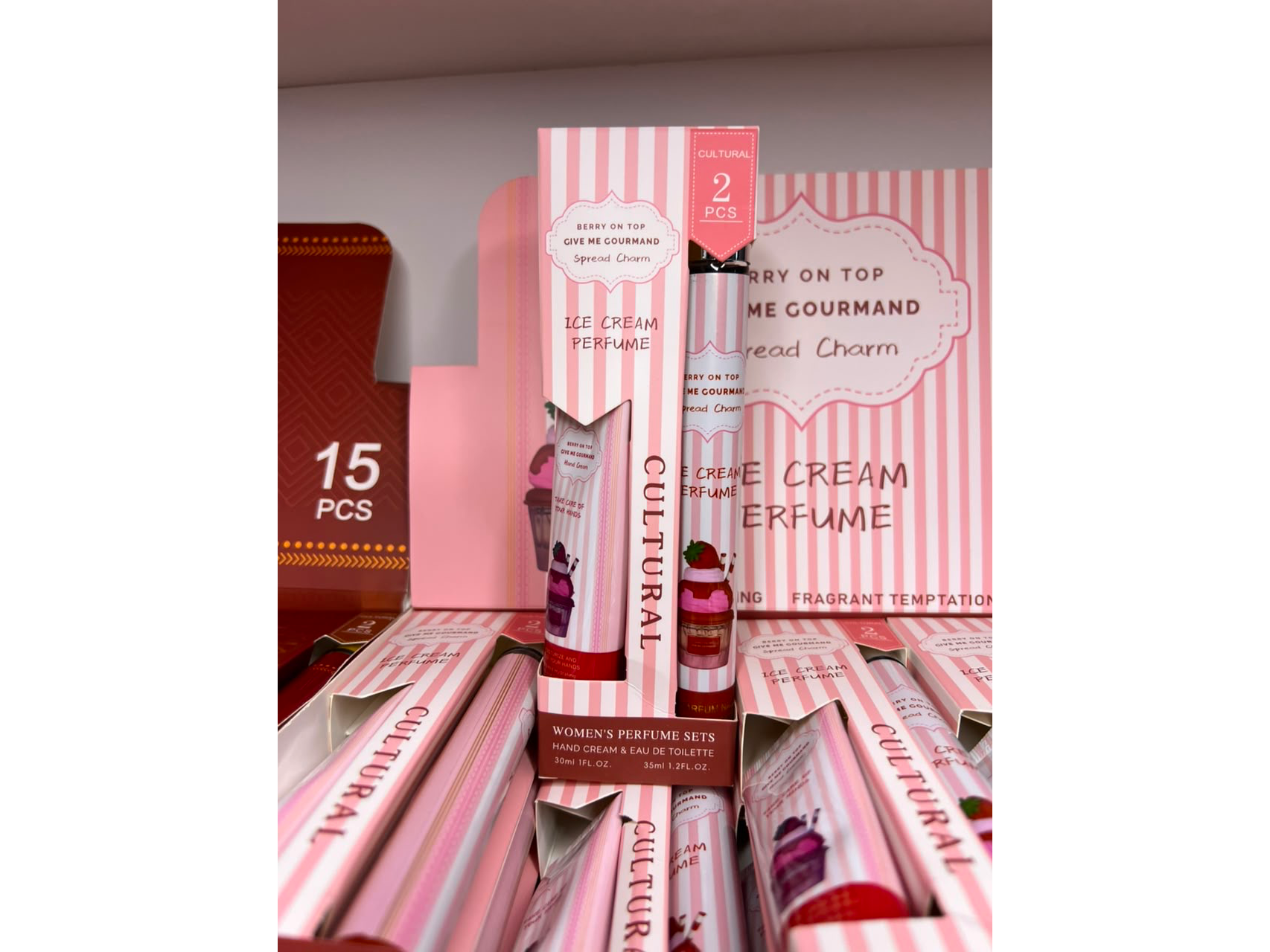 Tubito + Crema Símil Give Berry On Top