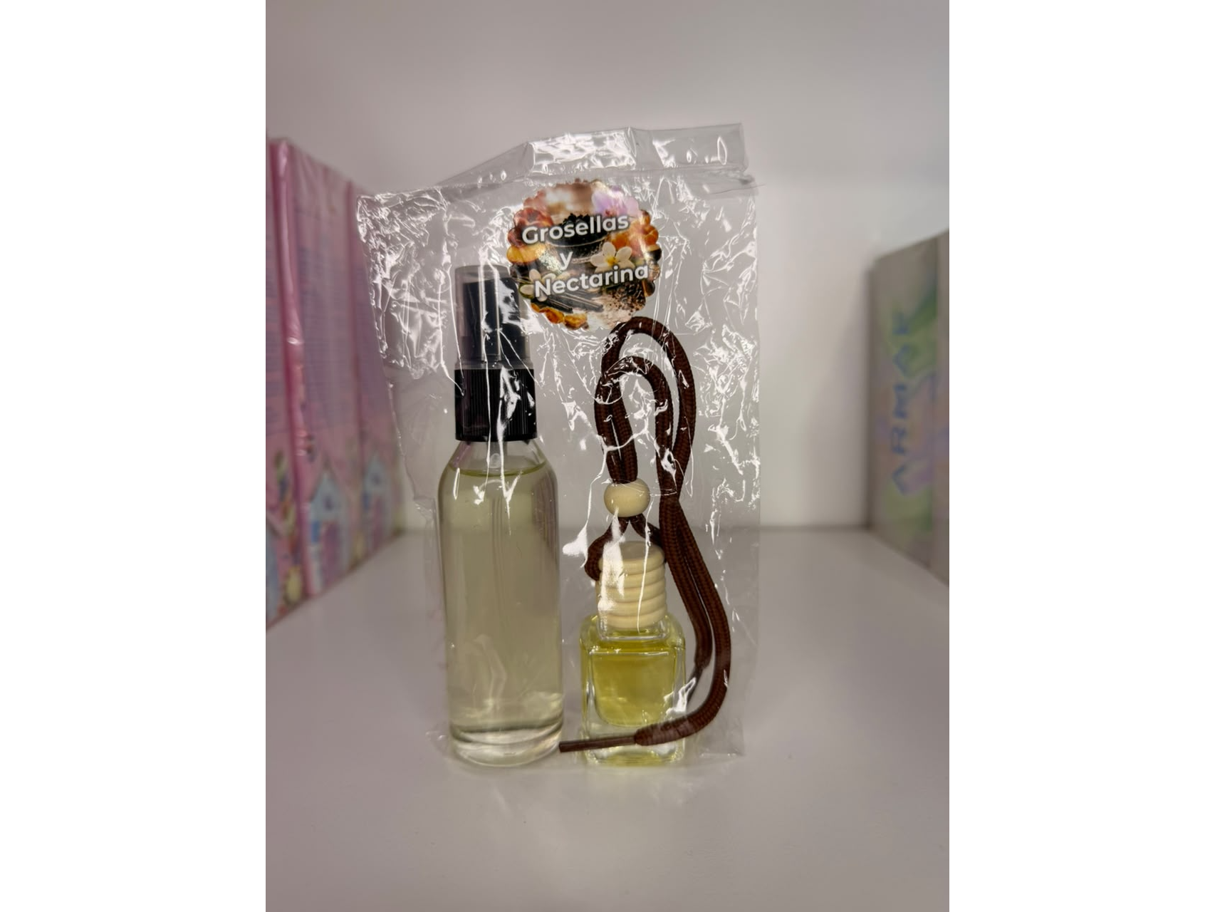 Aromatizante de auto+ Textil 30m Grosellas y nectarina