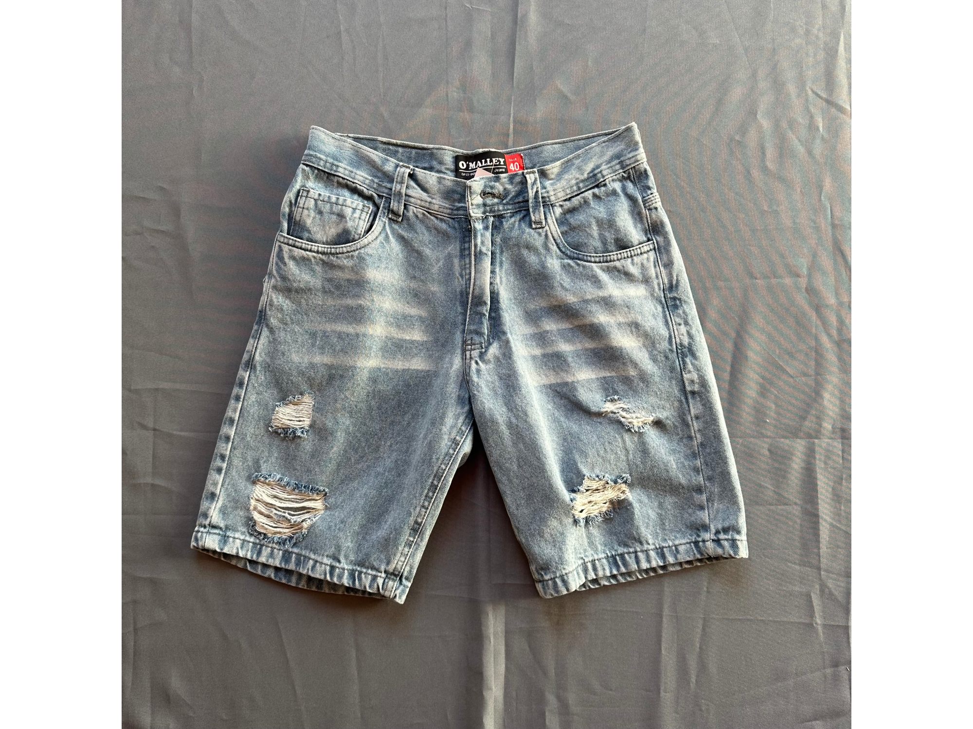 Bermuda mom con roturas