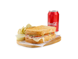 Tostino + Bebida + Snack