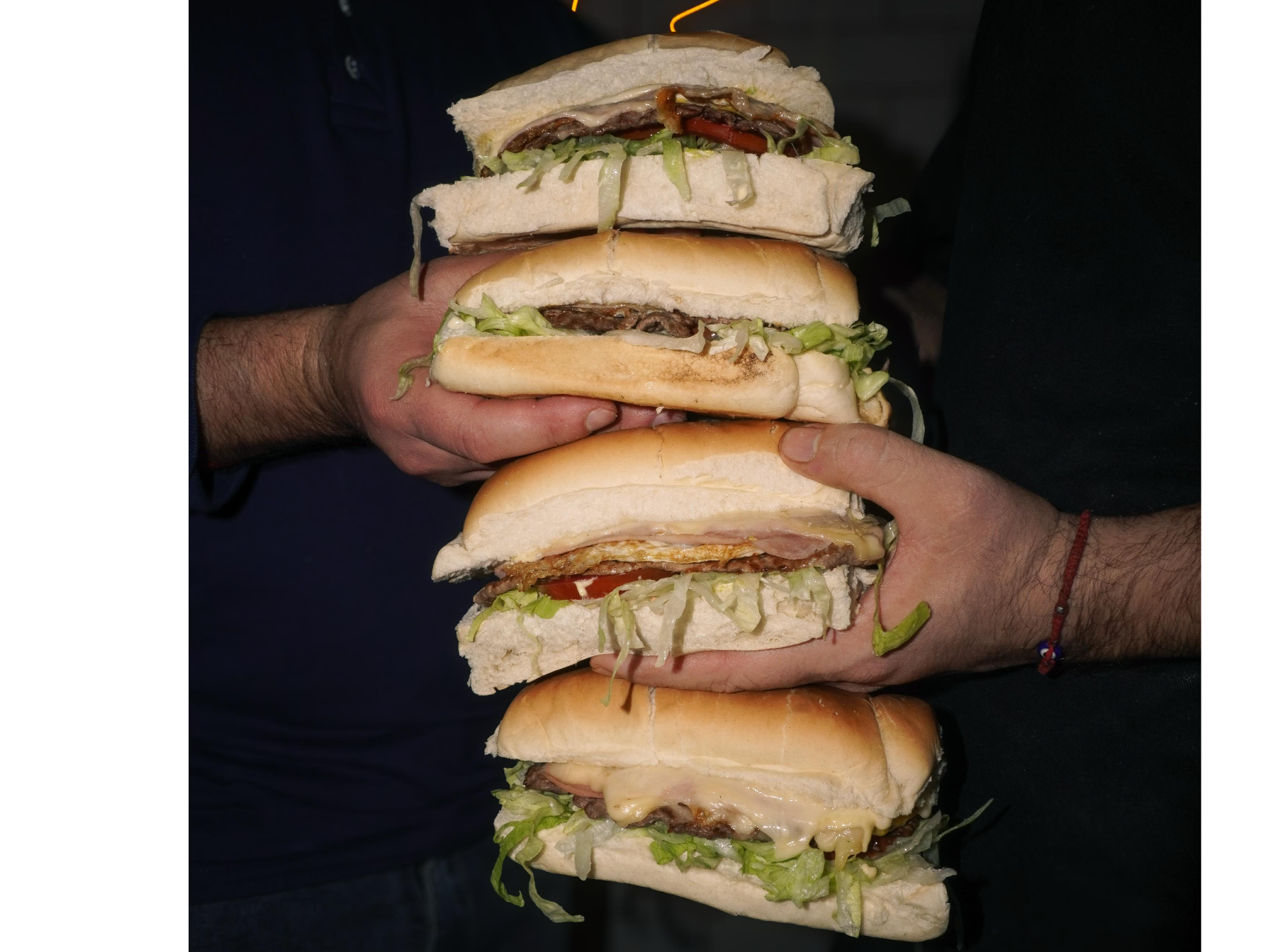 2 messirve (medianos) c/papas baston