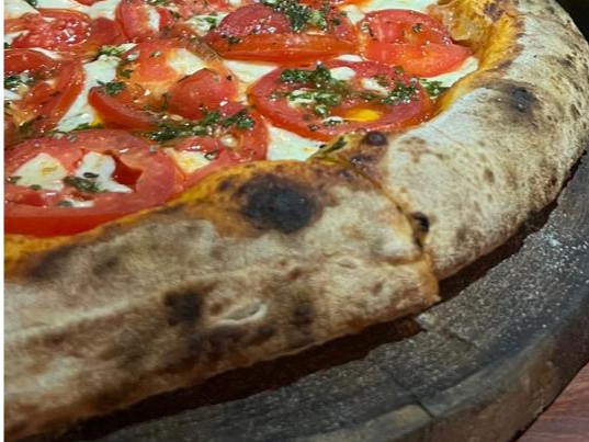 1 muzza + 1 especial + 1 napo