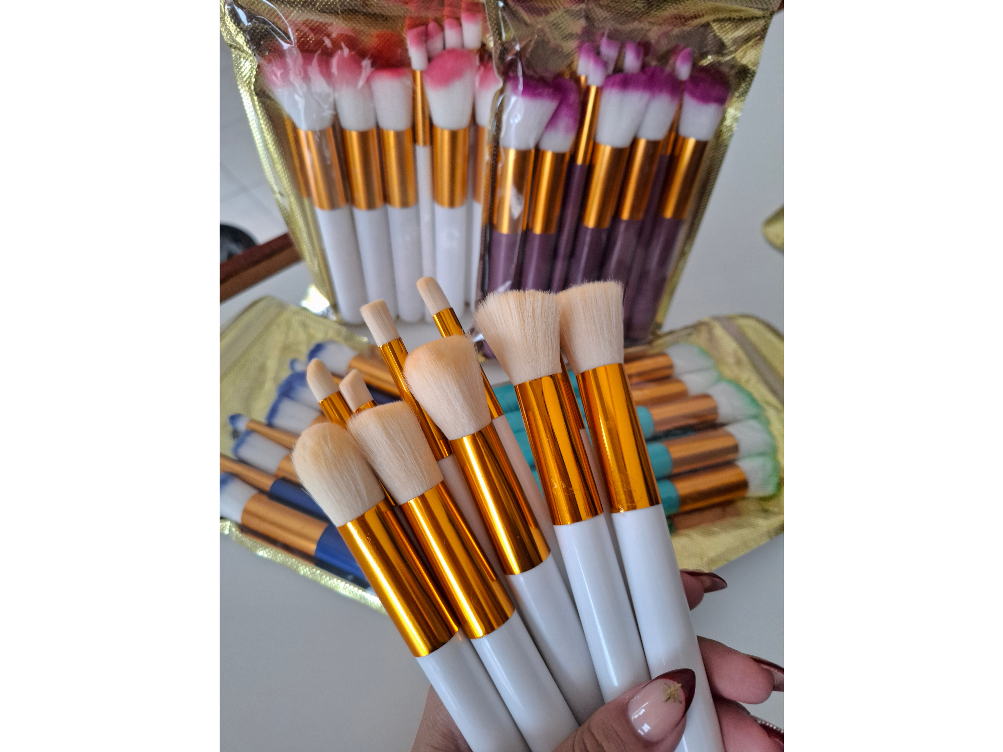 Brochas x 10 unidades (diferentes colores)