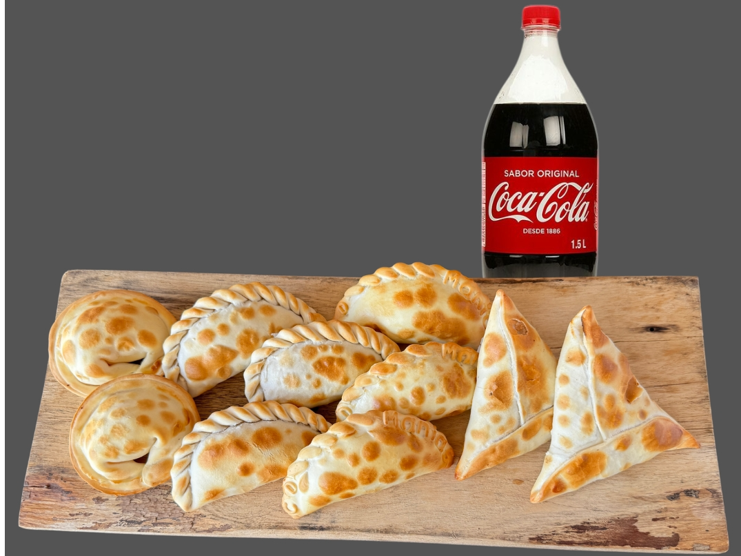 Docena de empanadas + Coca Cola 1.5lts