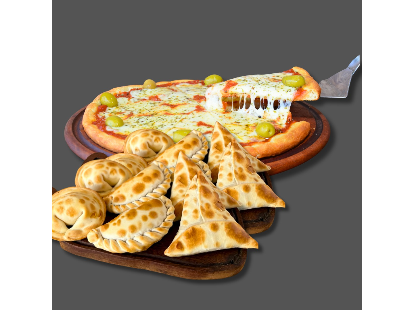 1 Muzza + Docena de empandas
