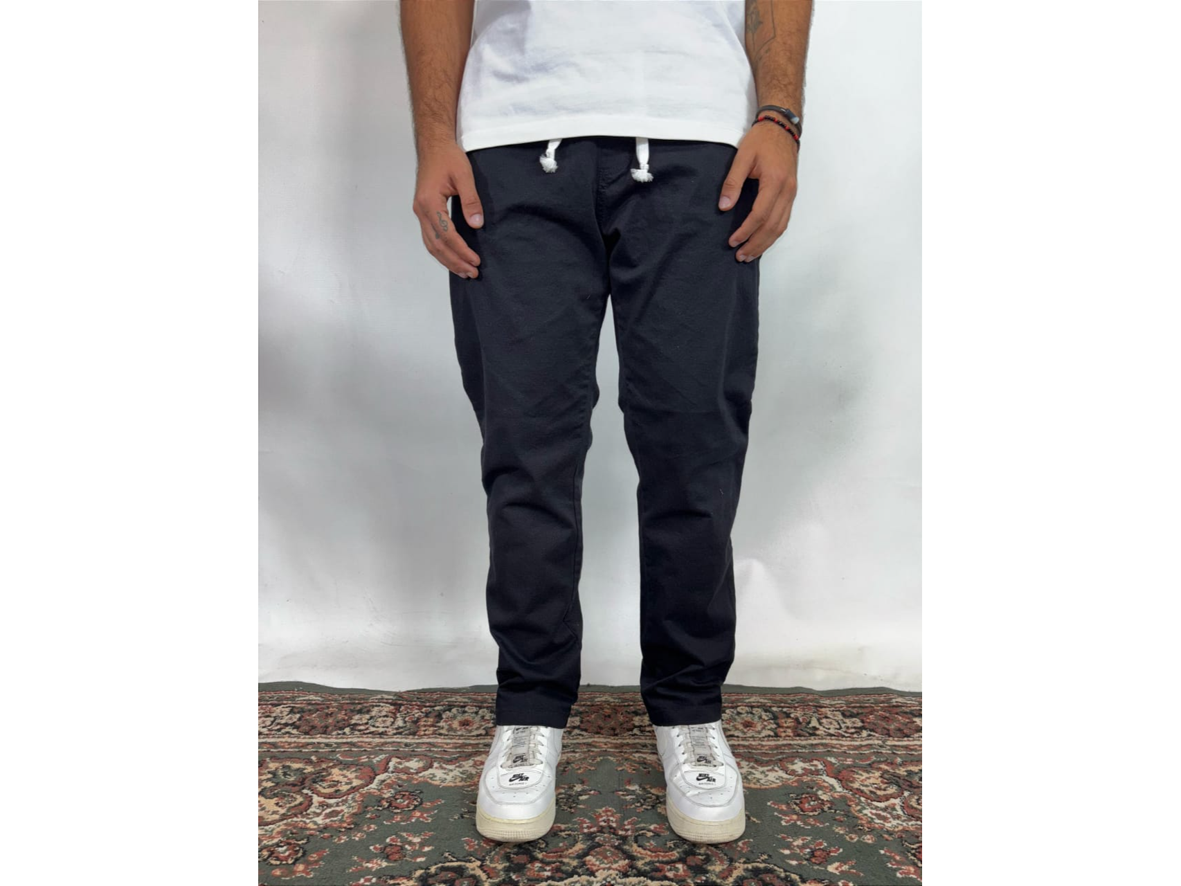 Pantalon Jogger Recto Santa Cruz Negro