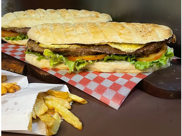 Sandwich de Milanesa Completo