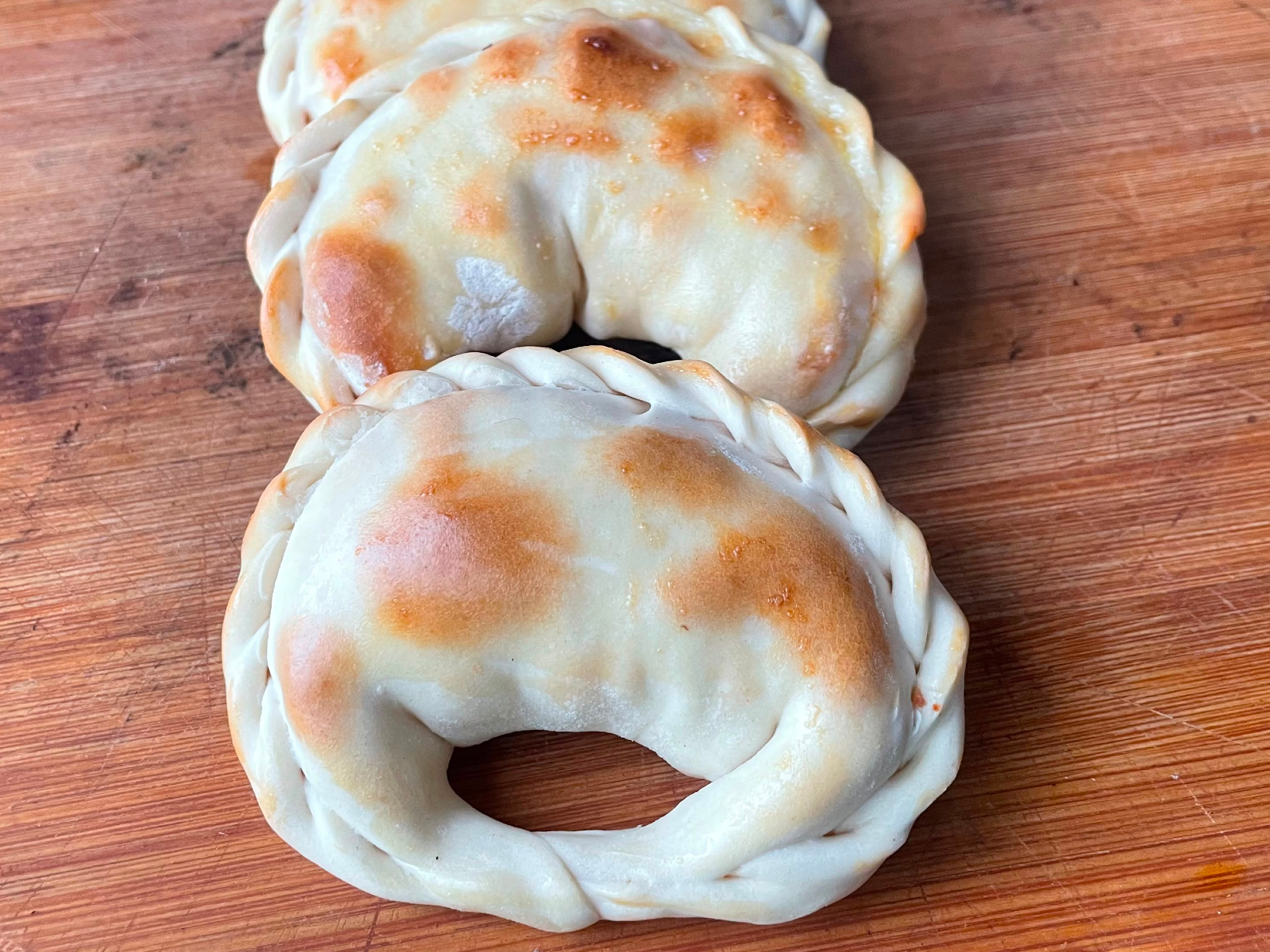 Empanada de jamón y queso