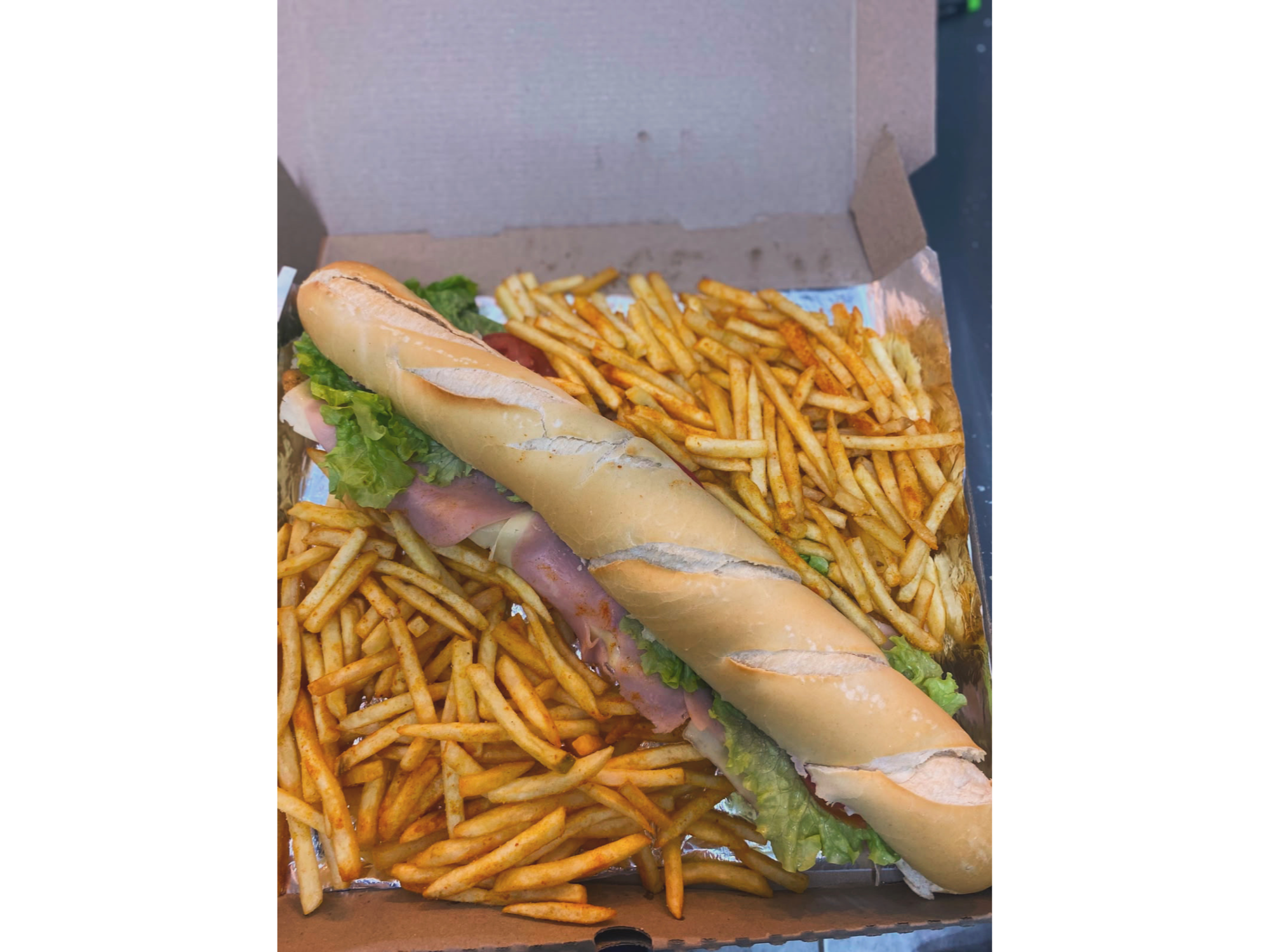 Sanguche de Mila con papas fritas