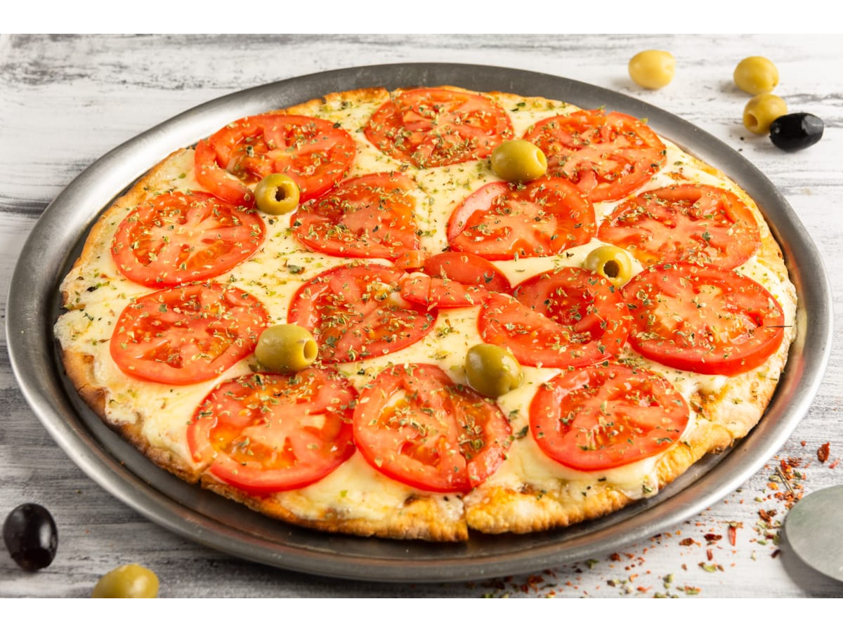 MEDIA PIZZA NAPOLITANA