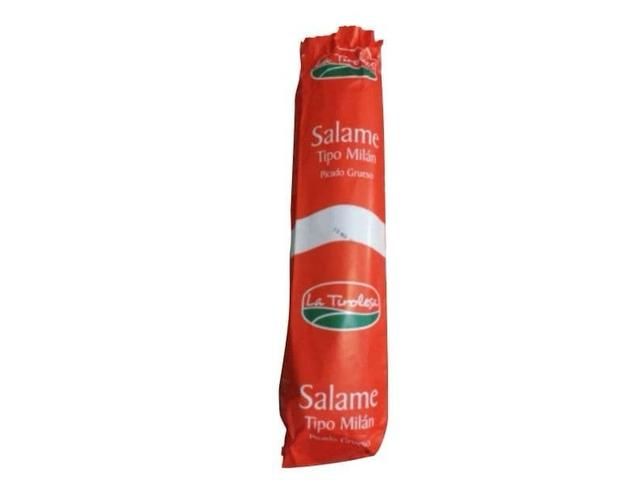 salame tirolesa picado grueso por pieza 1.95kg de Lhm congelados