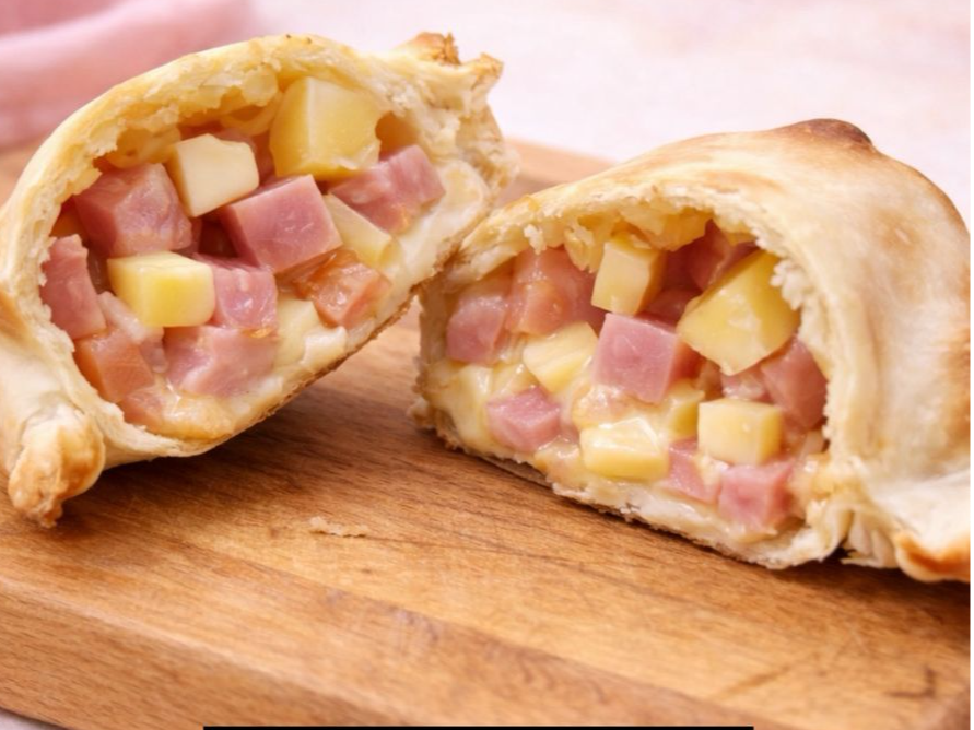 Empanada de jamón y queso
