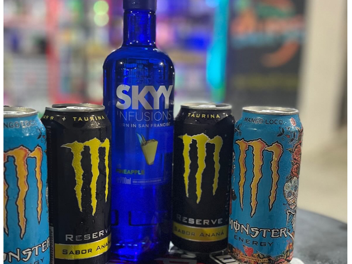 Skyy pineapple