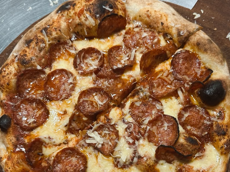 PIZZA DE PEPPERONI