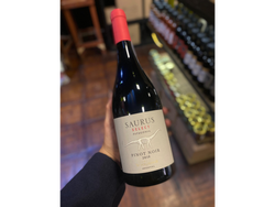 Saurus select pinot noir