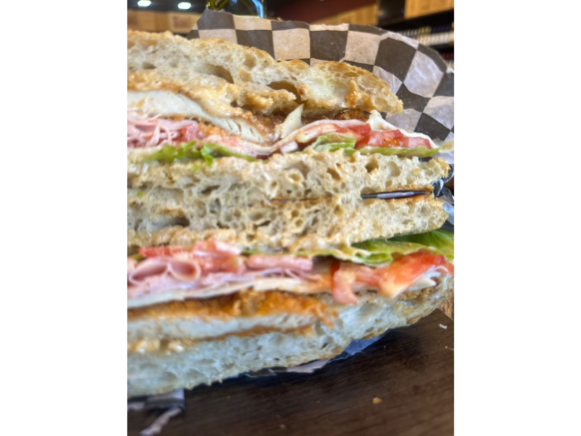 Sándwich de milanesa de pollo de Burrata | La Vinoteca