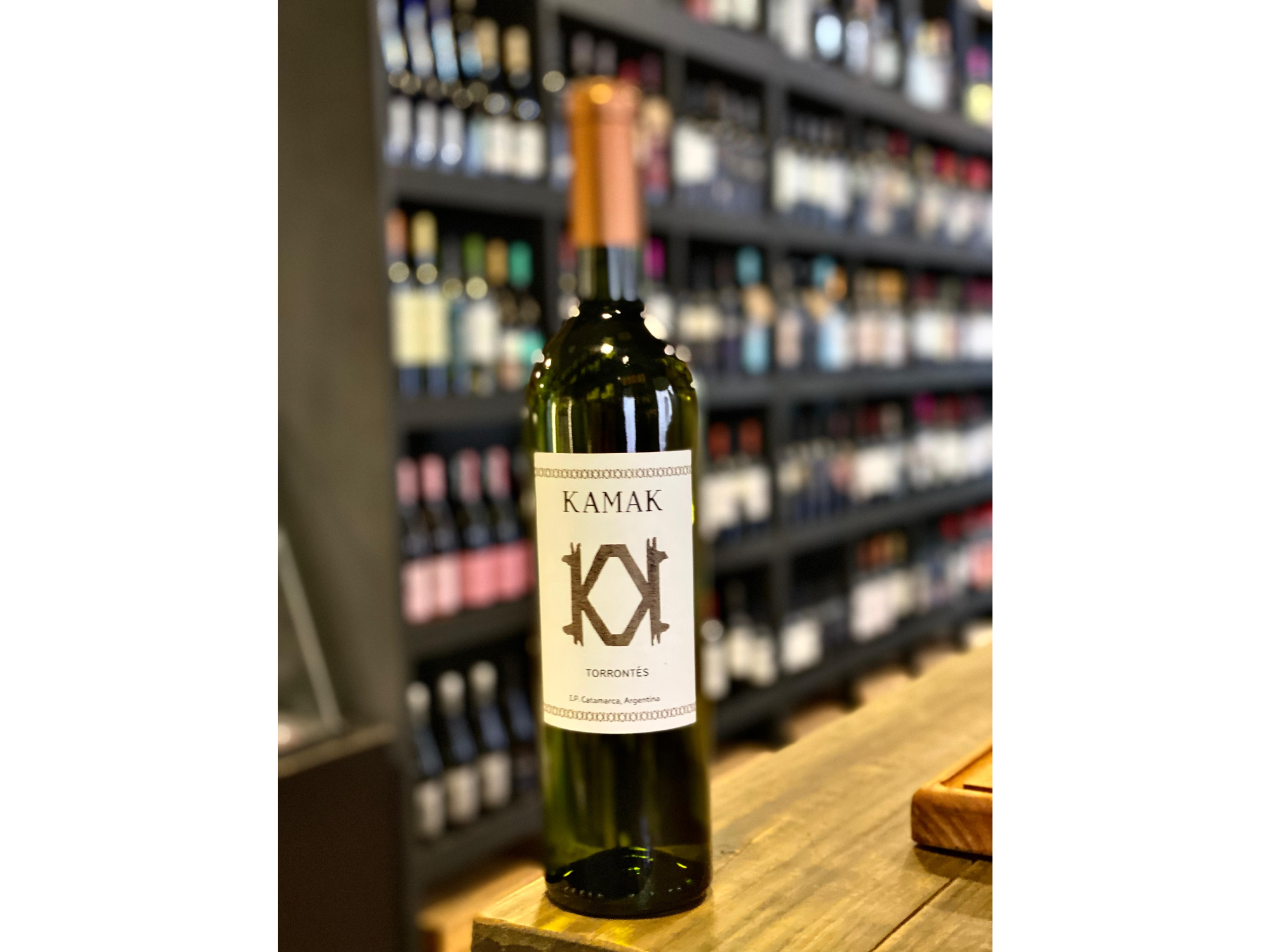 Kamak blanco torrontes