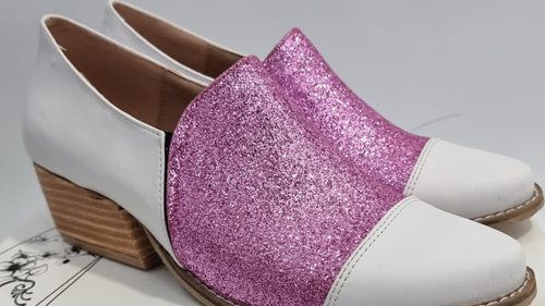 JULIA ULTMOS PARES $20000