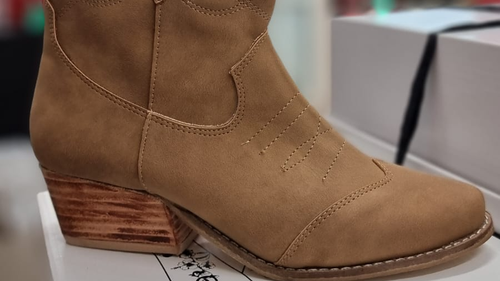 VALERIA ULTIMOS PARES $25.000