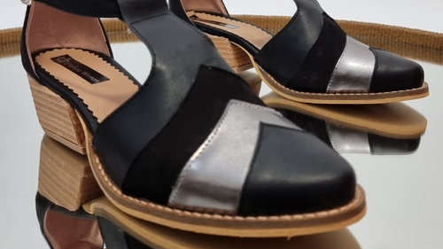 OLIVIA(ULTIMOS PARES)