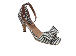 GUADALUPE MOÑO CEBRA