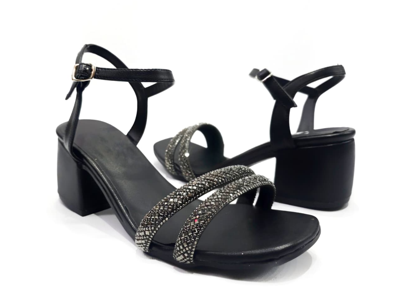 ELEONORA PIEDRA PELTRE