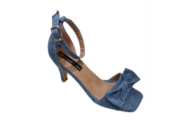 GUADALUPE JEAN MOÑO