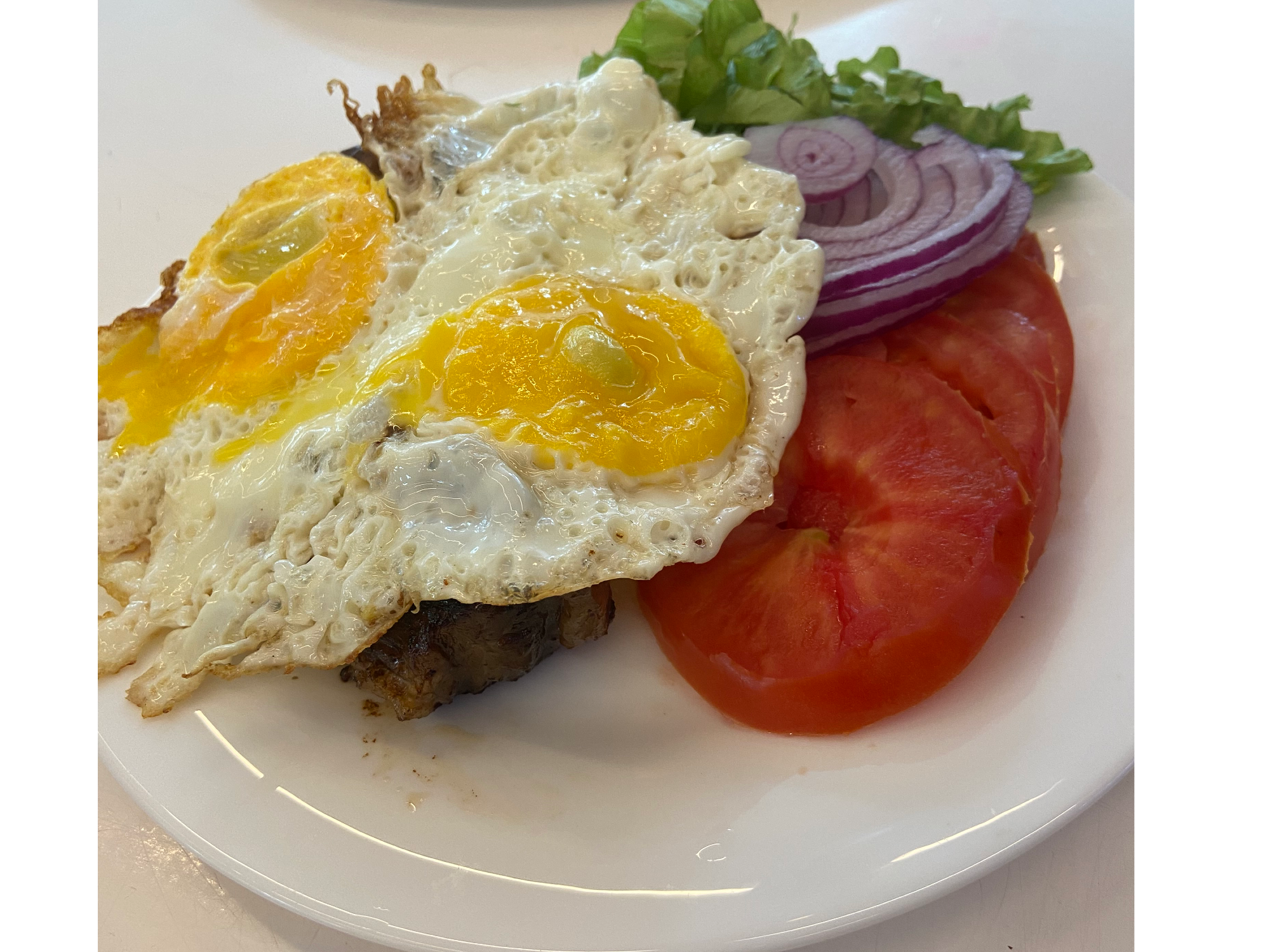 🥩Bife de cuadril con guarnición y bebida 🥤