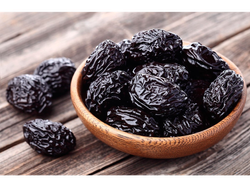 Ciruelas dgen descarozadas