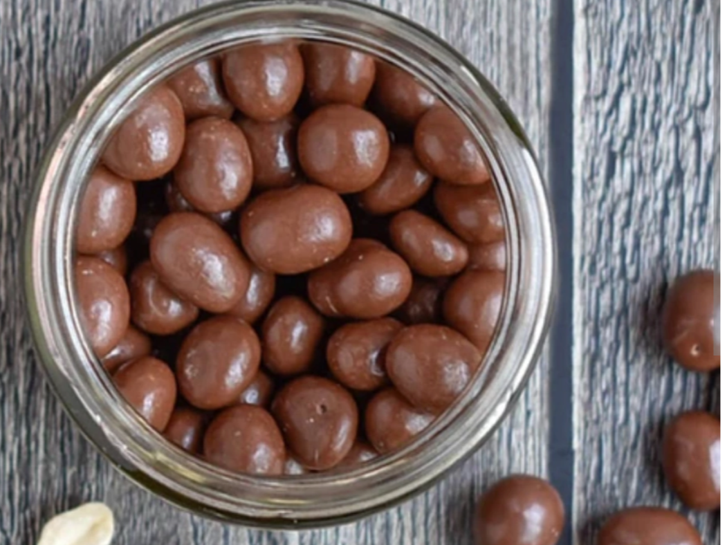 Maní con chocolate