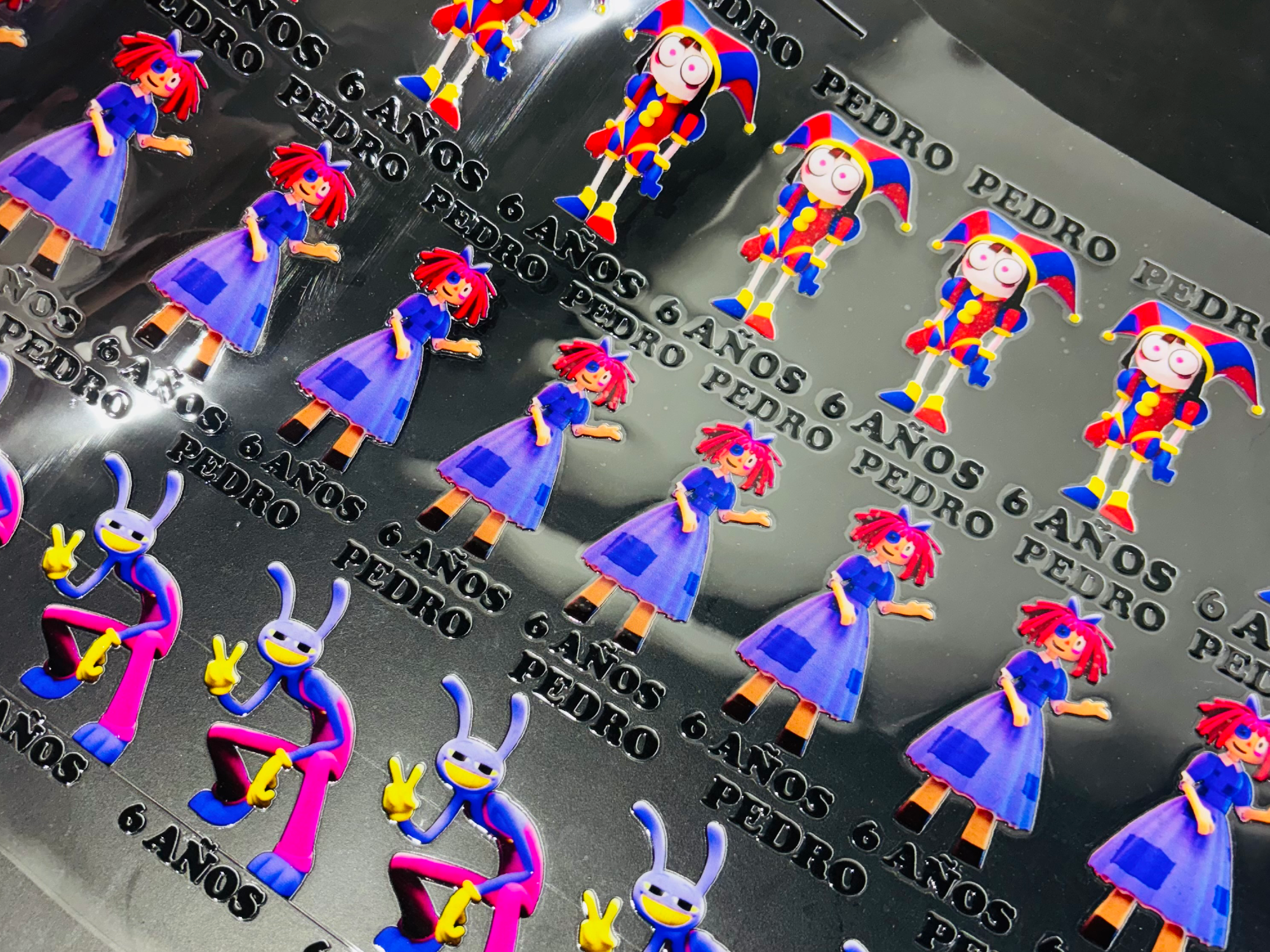 30 STICKERS PERSONALIZADOS $500 c/u