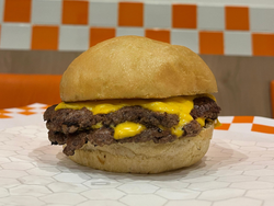 Hamburguesa Cheddar TRIPLE