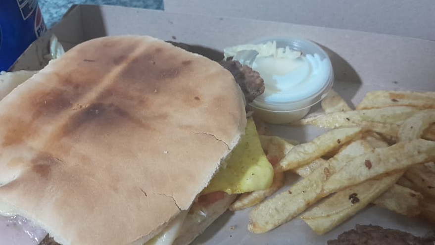 HAMBURGUESA CLASICA grande