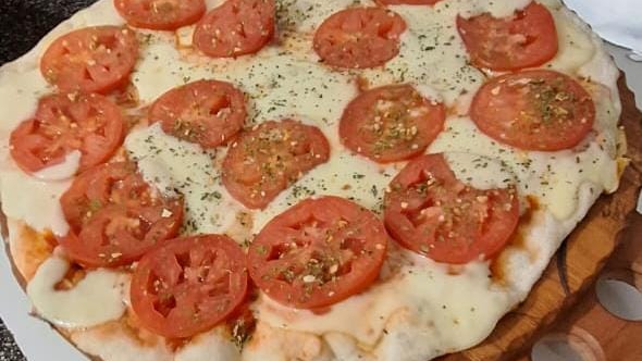 PIZZA A LA PIEDRA
