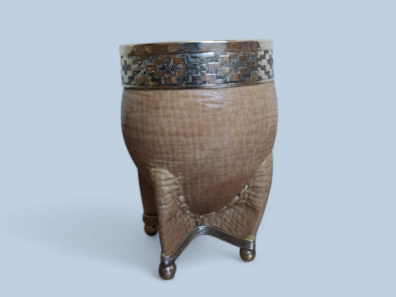 Imperial Cuero crudo base bolita