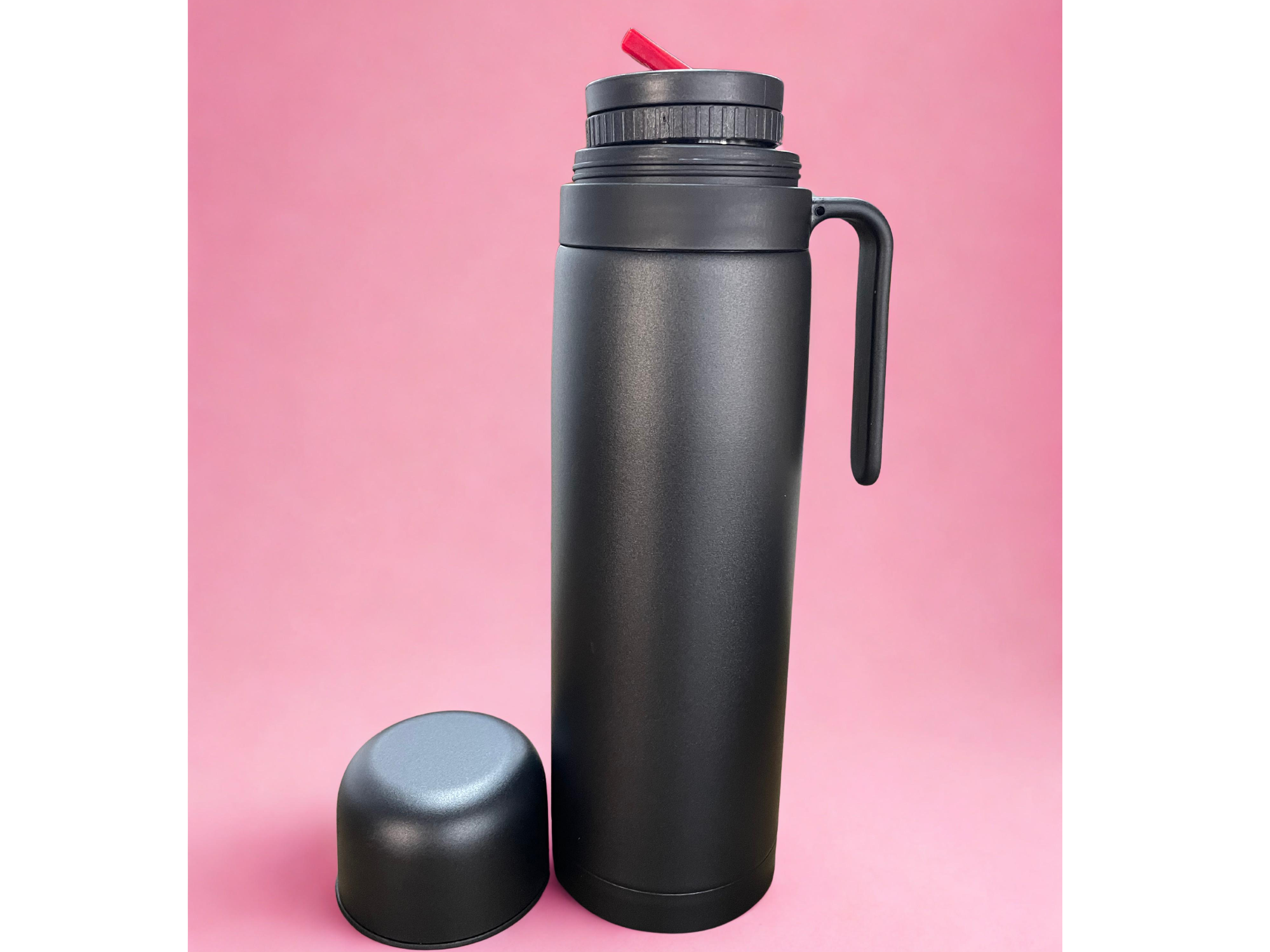 Termo media manija total black