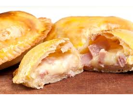 Empanada de jamón y queso
