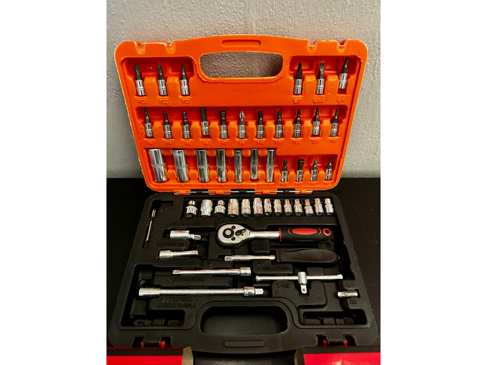 SET HERRAMIENTAS 53 PIEZAS